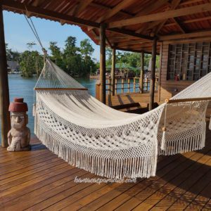 Hamaca familiar grande con vuelo acordeón macramé